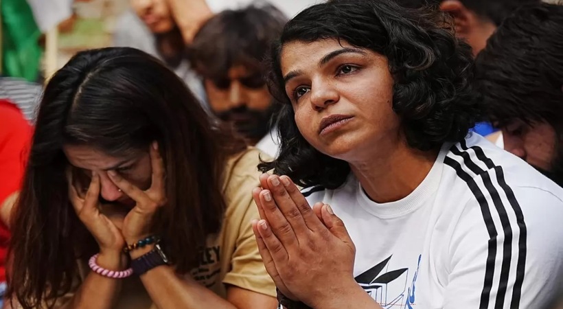 Sakshi Malik withdraws from wrestlers protest