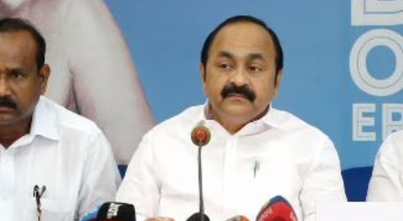 V D Satheesan says K sudhakaran will not resign from kpcc president post