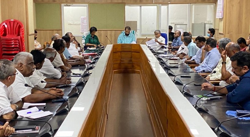 special committee to solve labor problems; Labor Minister