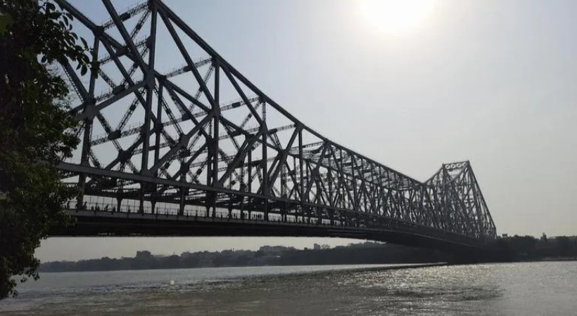 4 Arrested In Mumbai For Stealing 6000 Kg Iron Bridge