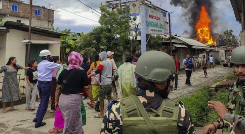 Intense firing reported in two Manipur districts