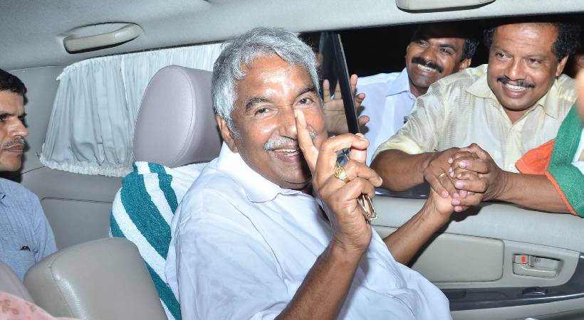 oommen chandy death three day mourning declared