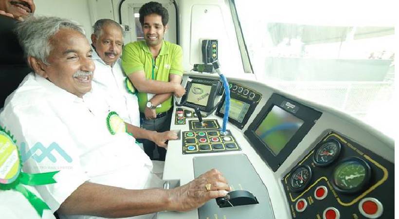 oommen chandy played key role in kerala development