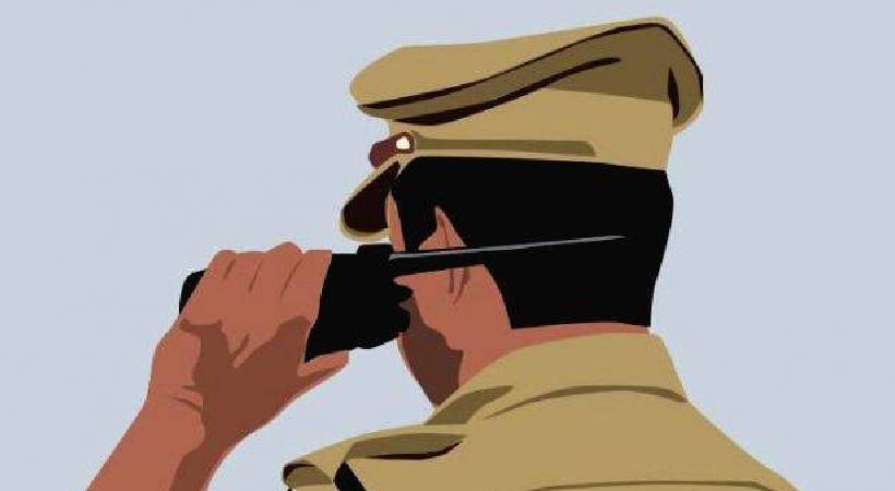 3 kerala police officials injured in attack