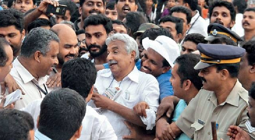 Oommen Chandy's critical decisions to stay out
