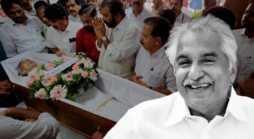 Holiday for schools in Kottayam district as respect to Oommen Chandy