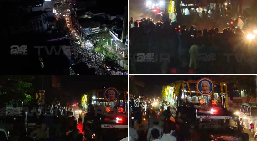 Oommen chandy cortege at Kottayam Thiruvalla