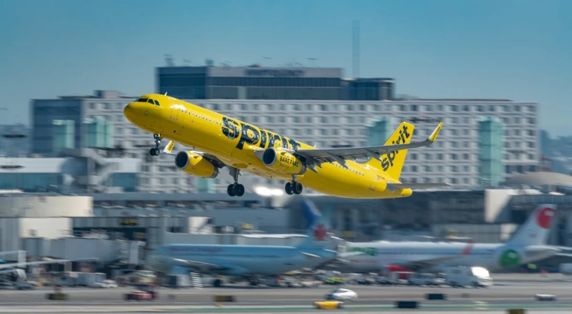 Woman Urinates On Plane's Floor, Claims Airline Didn't Let Her Use Washroom