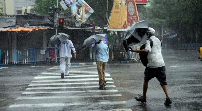 Heavy rain Kerala yellow alert for 6 districts