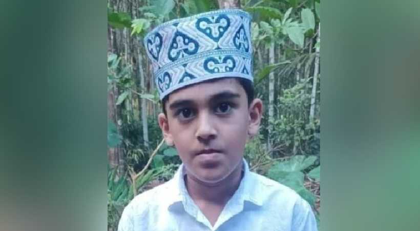 Tree fell down and 9 year old boy died