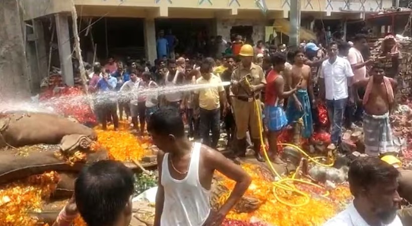 4 Killed In Blast At 'Illegal' Cracker Factory In Bengal's Duttapukur