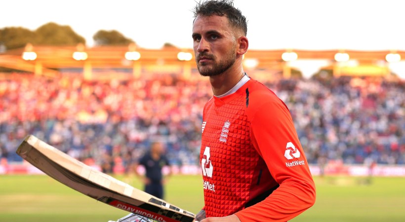 Alex Hales announces international retirement
