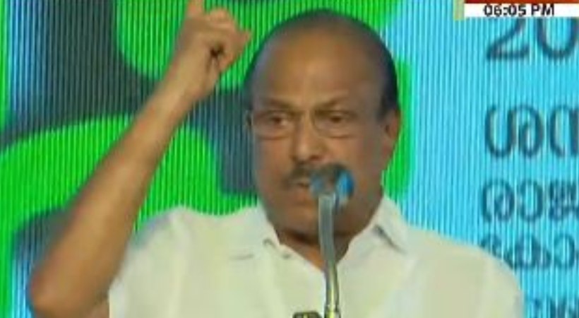 P K Kunhalikkutty praises congress at KPCC Janasadass