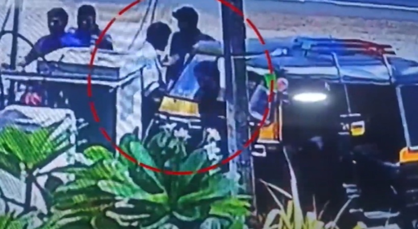 Palakkad middle-aged man was threatened and robbed