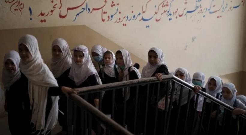 Taliban Ban Girls From Studying Beyond Class 3