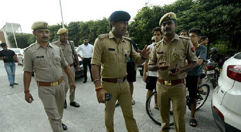 Youth urinates on RSS office gate police arrested