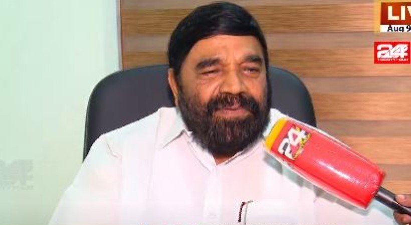 V N vasavan says cpim candidate will contest in Puthuppally