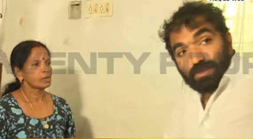 Chandy Oommen visited satyamma who was fired from job after glorifying Oommen Chandy