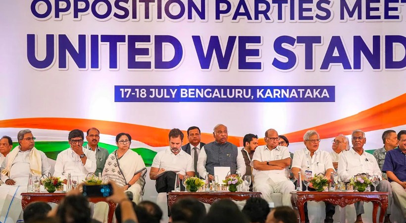 no confidence motion opposition parties meeting