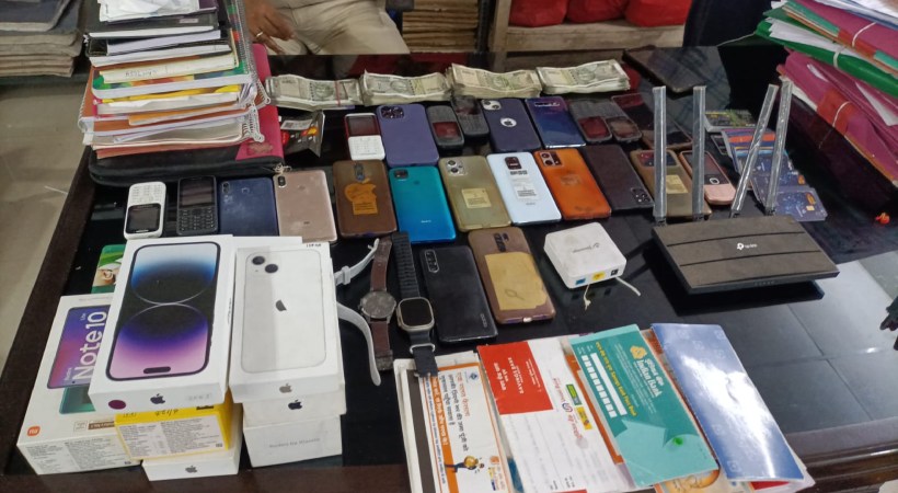 Four North Indians arrested for defrauding housewife of Rs 1.12 crore