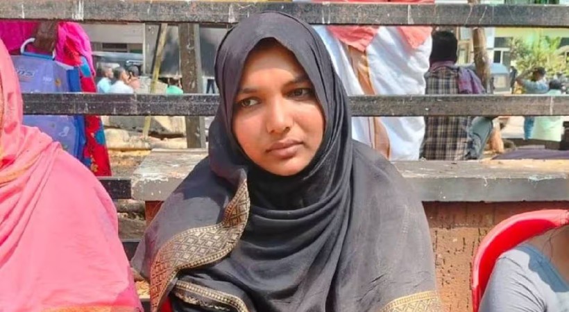 Harsheena to court seeking compensation