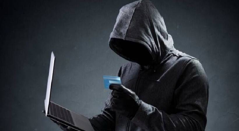 kozhikode cyber crime woman lost 19 lakh rupees