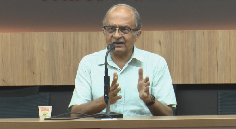 Prashant Bhushan against Pinarayi government