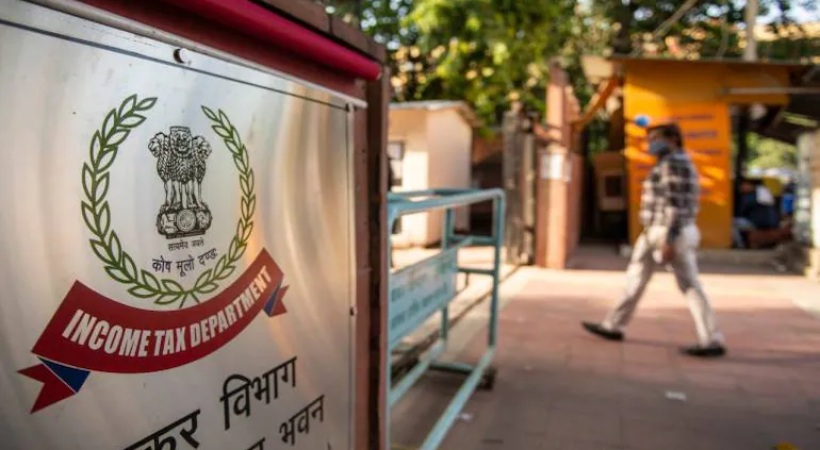 Raid by Income Tax Department in Tamil Nadu