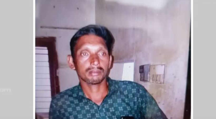 locals caught man who sell cola claiming it was alcohol in Kollam