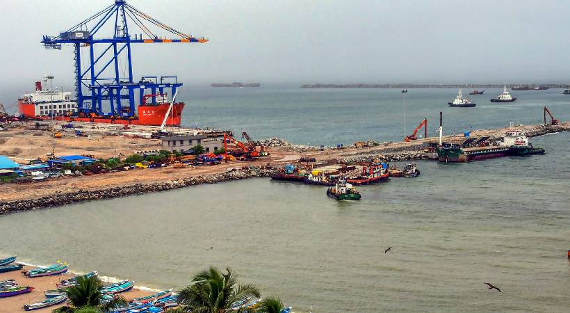 vizhinjam chinese crain