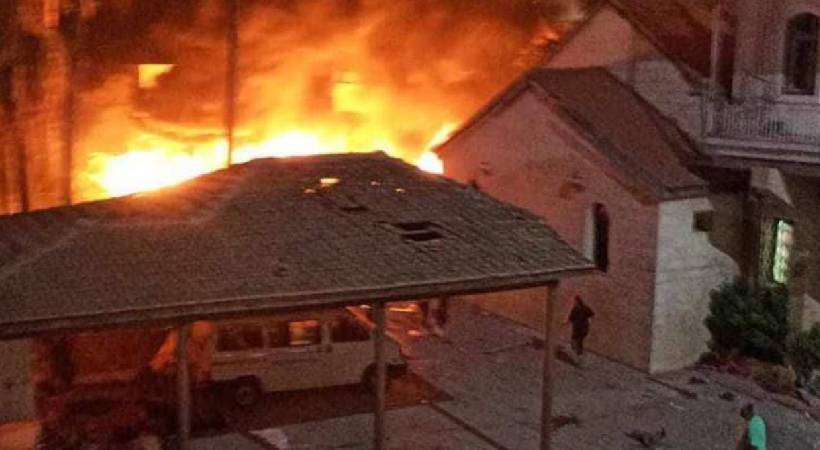 500 killed in Israeli airstrike on Gaza hospital complex claims Hamas ministry