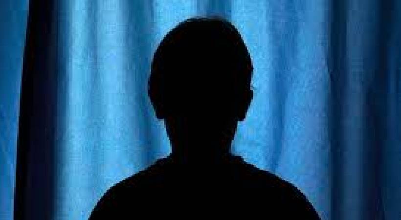 police takes case against tuition center teacher