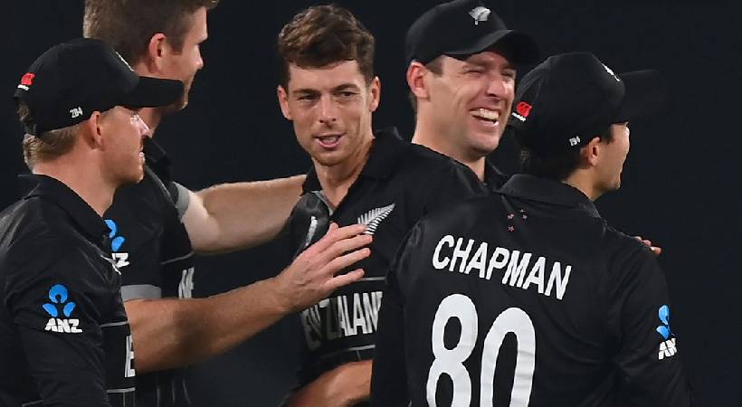 icc world cup Mitchell Santner lead Newzealand to 99 run win