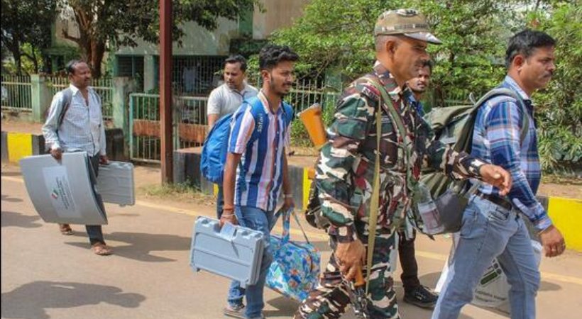 Commando Injured In Maoist Blast In Chhattisgarh On Polling Day