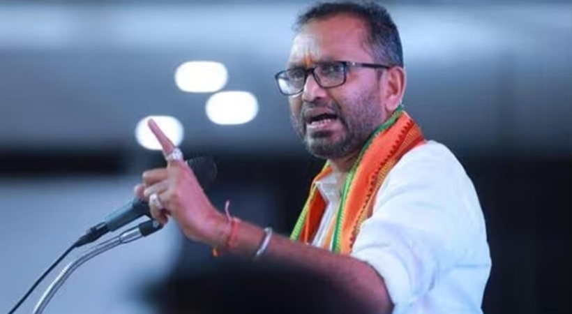 K Surendran against Congress and CPIM