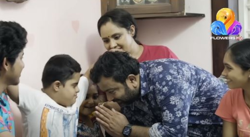 Aryan came to Paramada house to meet his favorite uppum mulakum stars