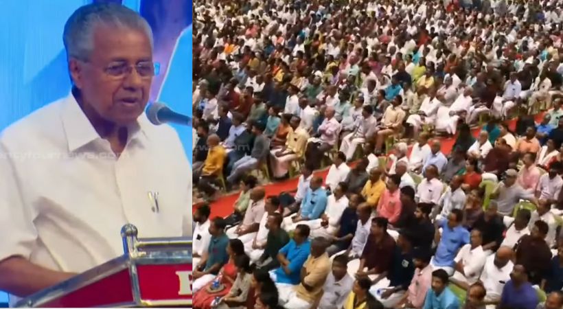 Pinarayi Vijayan at CPIM Palestine Solidarity Rally Kozhikode