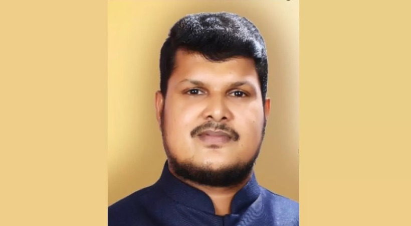 Janata Congress leader Joy Chittilappilly joined Kerala Congress