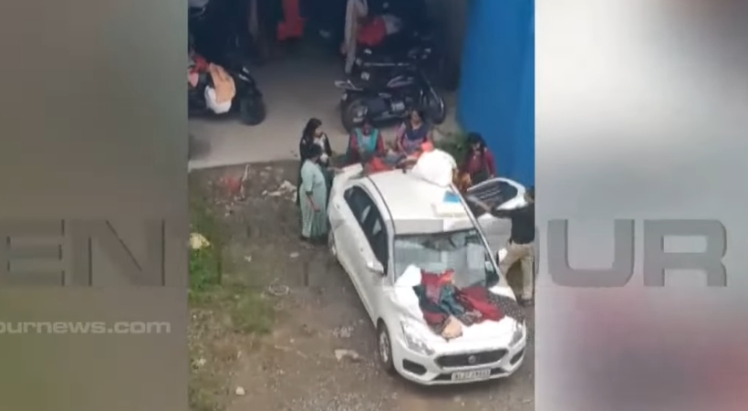 pathanamthitta collectorate employees shopping
