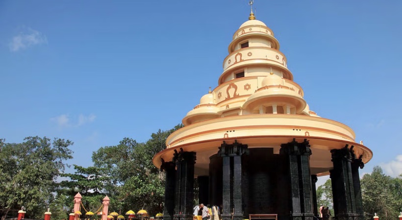 Sivagiri Pilgrimage: holiday for five schools