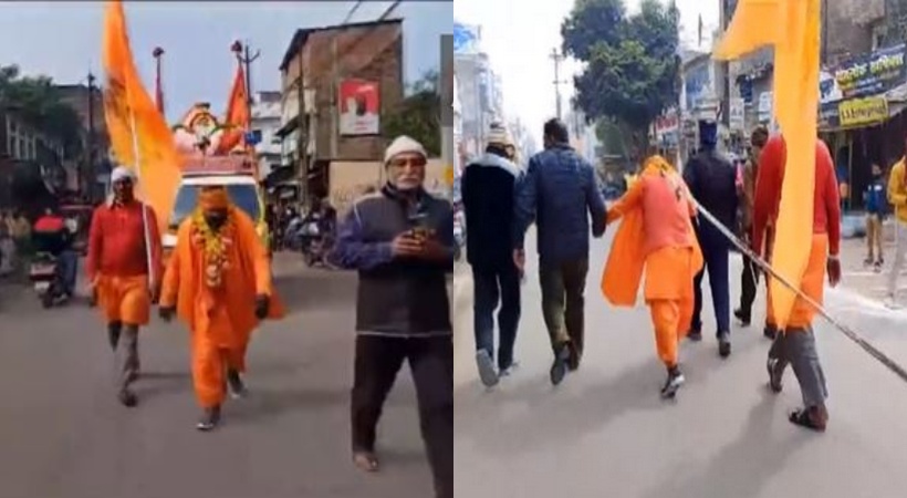 Saint pulls Lord Ram chariot to Ayodhya with his braid
