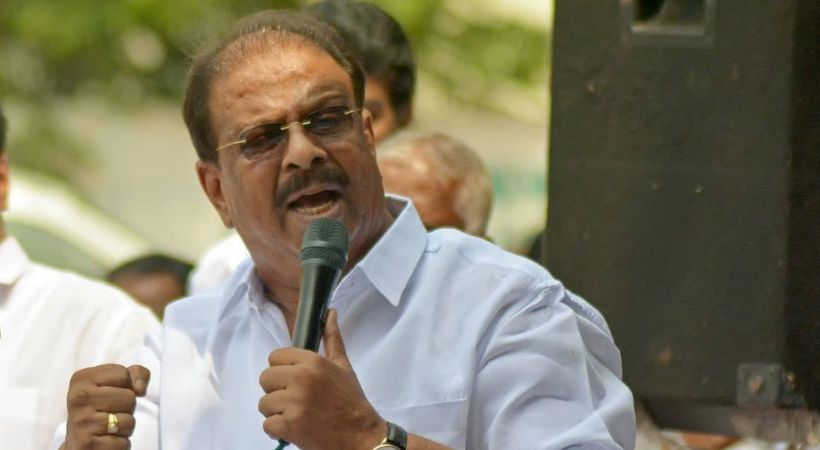 K Sudhakaran criticizes Pinarayi Vijayan