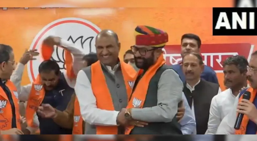 Ex Rajasthan Minister Mahendrajeet Malviya Joins BJP