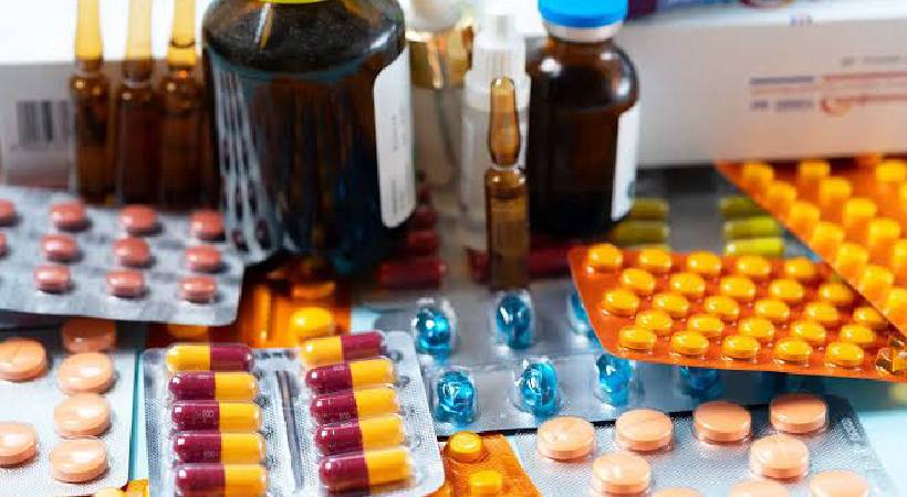 indian held with banned medicines in saudi