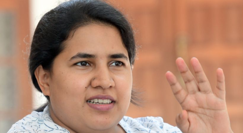 veena viyans petition on Exalogic probe; karnataka high court verdict