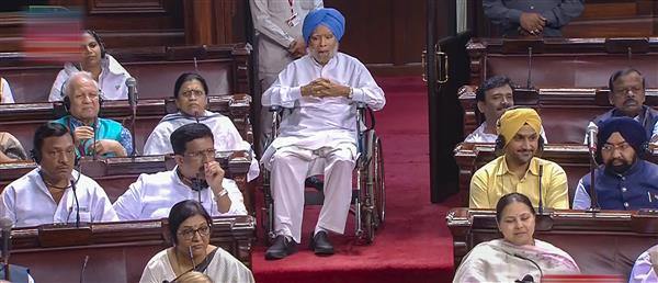 Manmohan Singh in Wheel chair