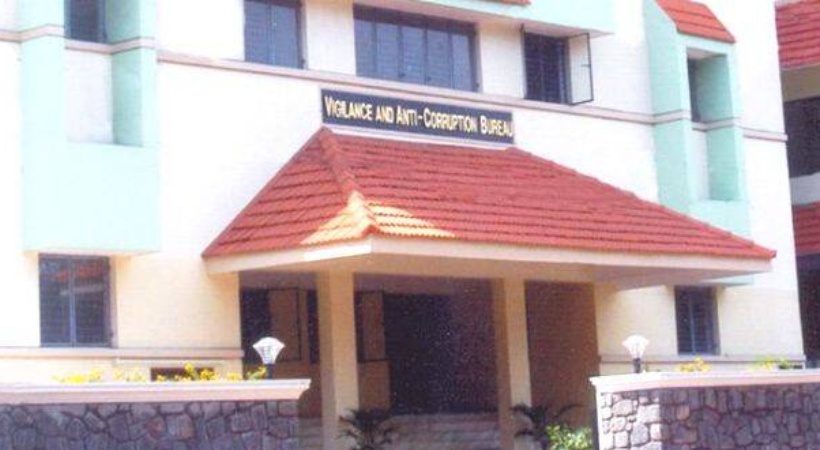 Deputy Electrical Inspector Vigilance caught while accepting bribe