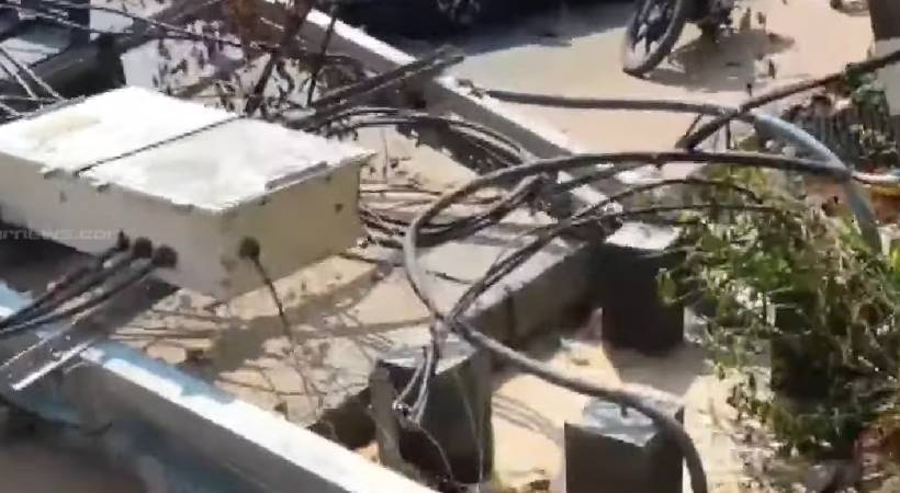 thiruvananthapuram vettu road transformer fell to road