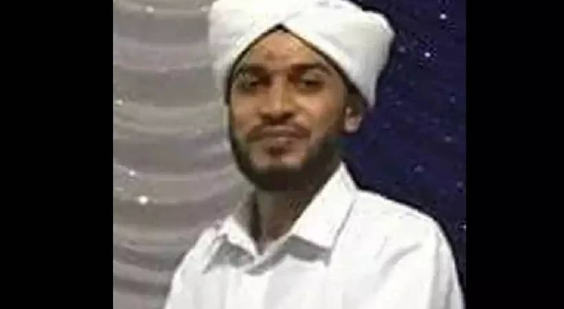 riyas moulavi family to approach hc