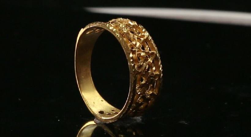 gold price remains unchanged at 49000